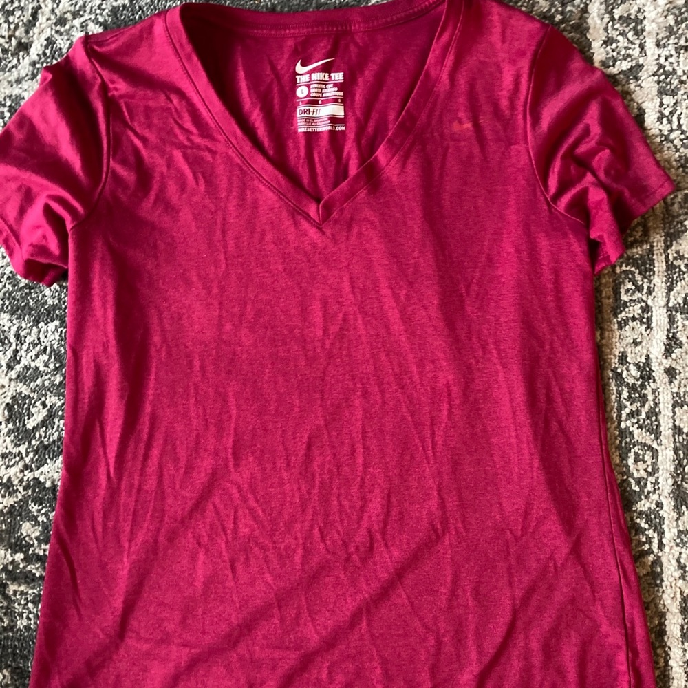 Athletic shirt